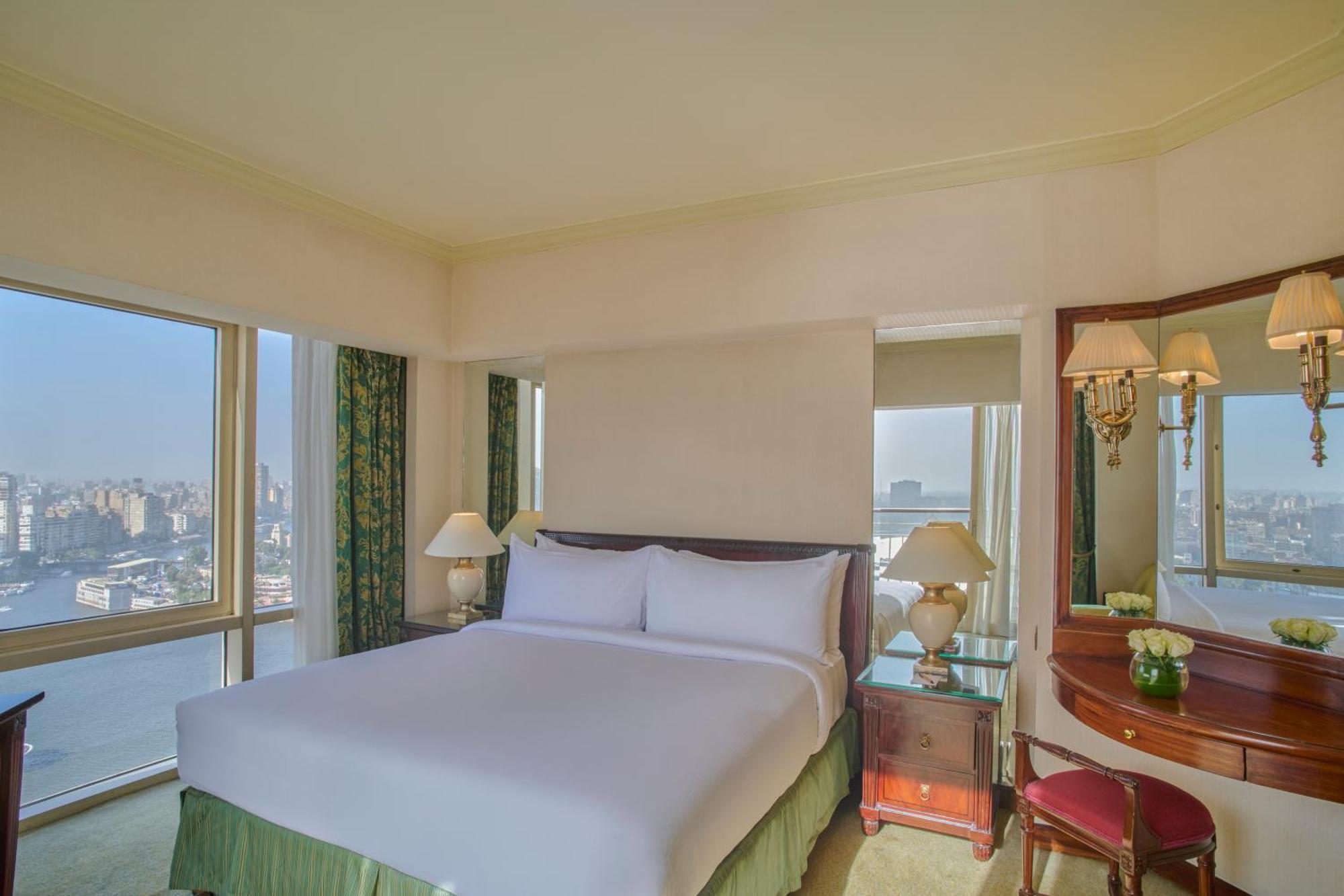 Grand Nile Tower Hotel