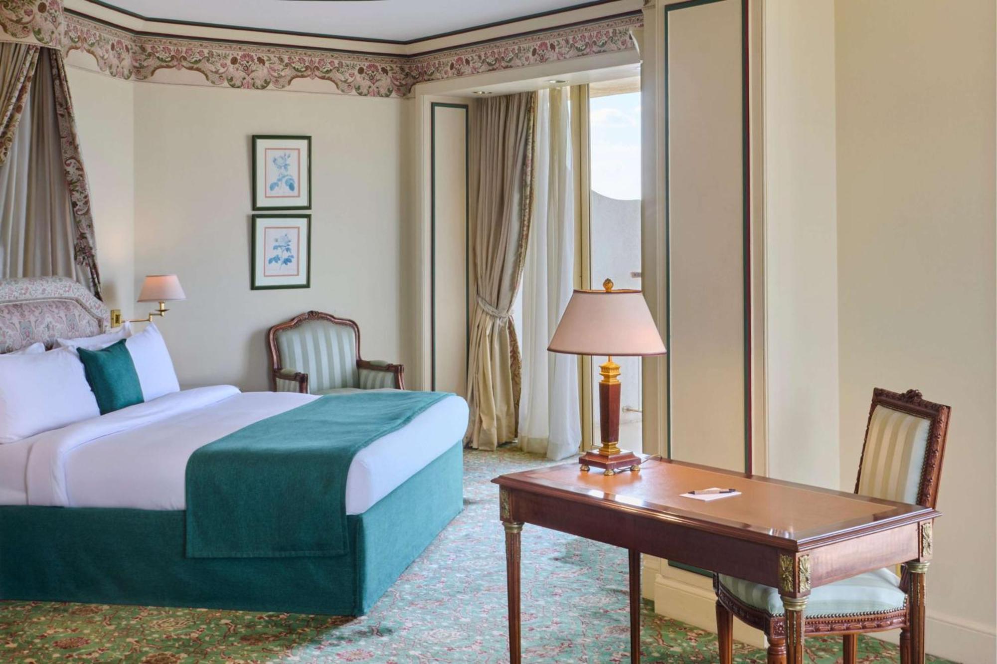 Hotel Grand Nile Tower 5*