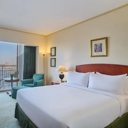 Hilton Cairo Grand Nile Hotel Exterior photo