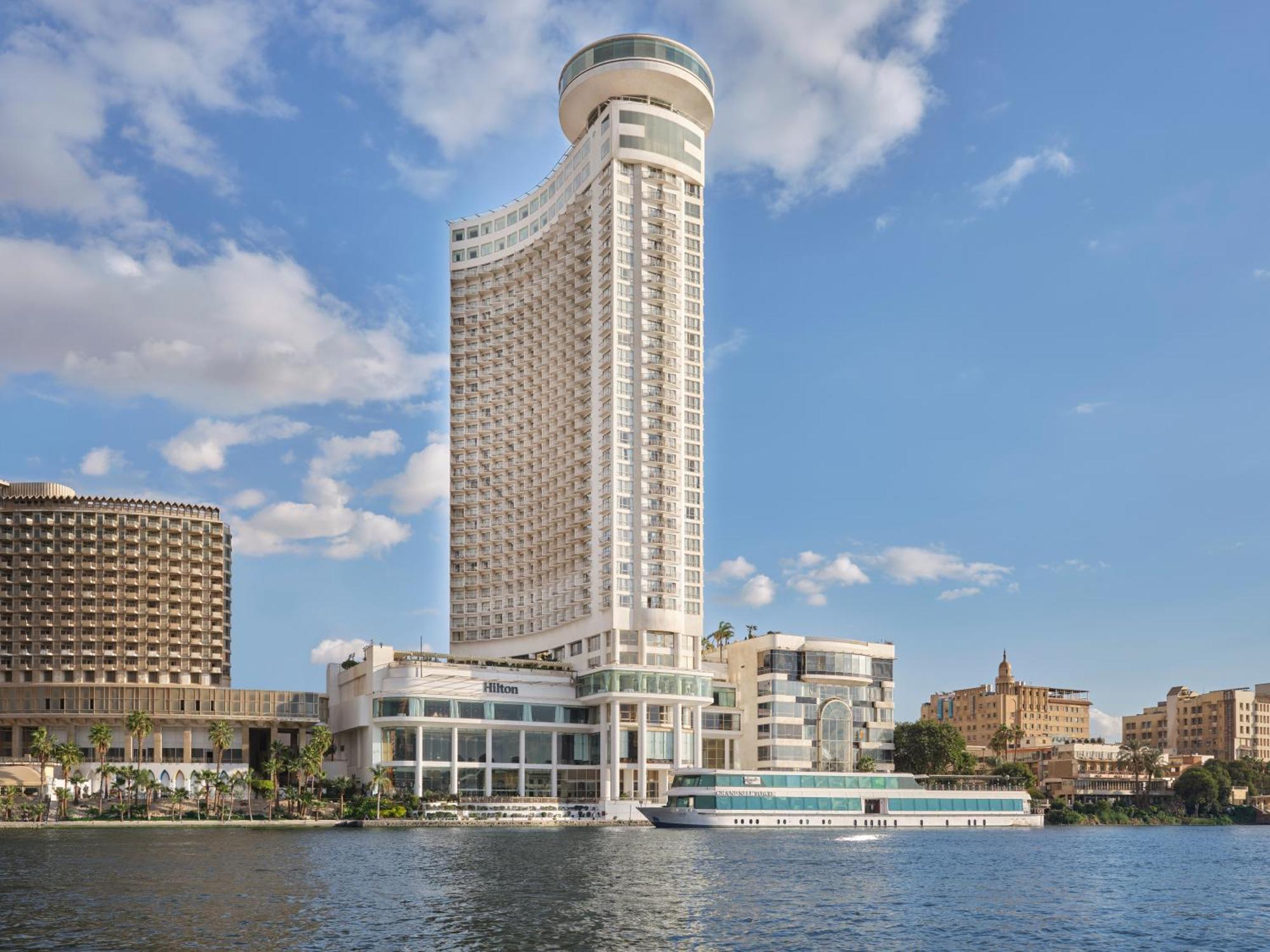 Grand Nile Tower 5* Kairo