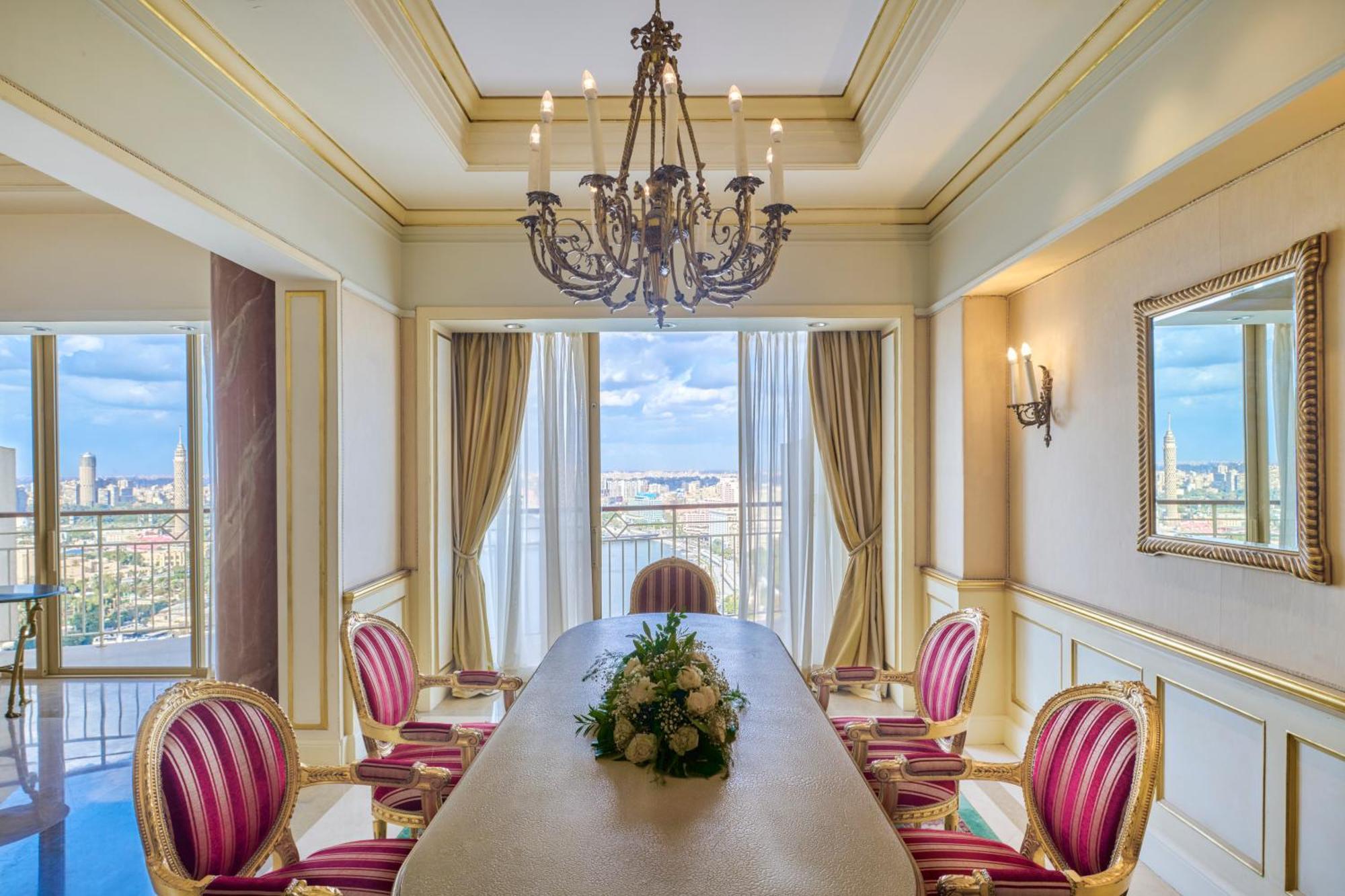 Grand Nile Tower Hotel